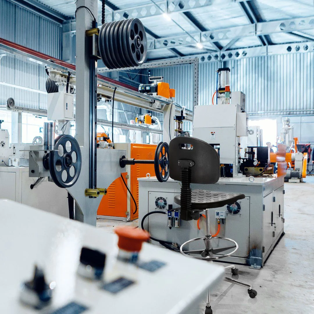 Arbeitsstuhl Arbeitshocker TOP WORK 23 I PU Schaum schwarz von HJH - Produktbild 5 von 14